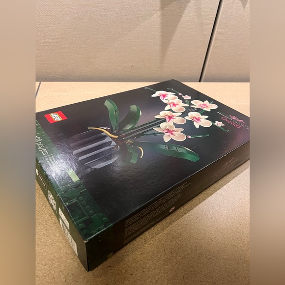 Lego Orchid Botanical Collection 
Brand New Unopened Box - Picture 3 of 4